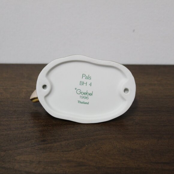 Berta Hummel Figurine "Pals" BH4 Goebel 1996 Boy Playing With Dog With Ball - Picture 5 of 8